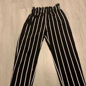 Stripe flowy pants w scrunched waist